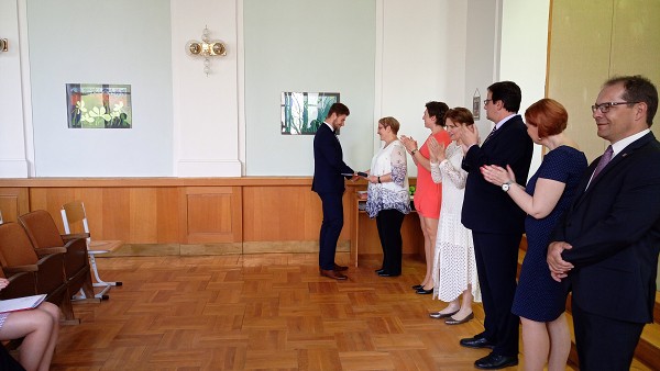 Předávání maturitních vysvědčení