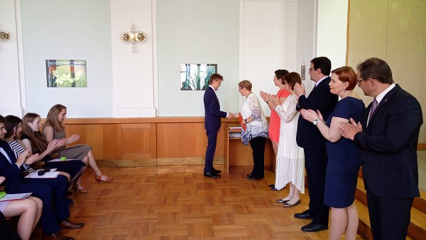 Předávání maturitních vysvědčení