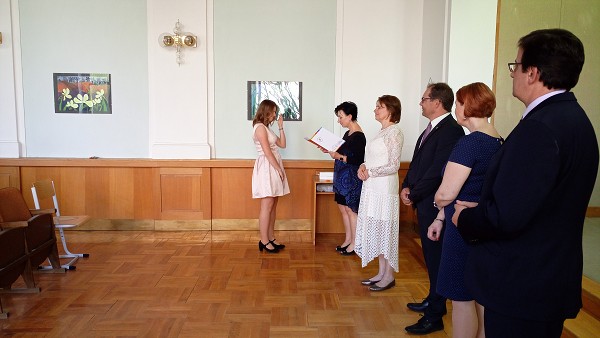 Předávání maturitních vysvědčení