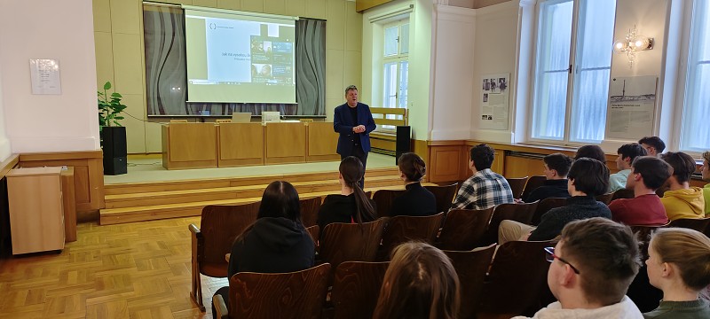 Beseda s prof. Hynkem o VŠ