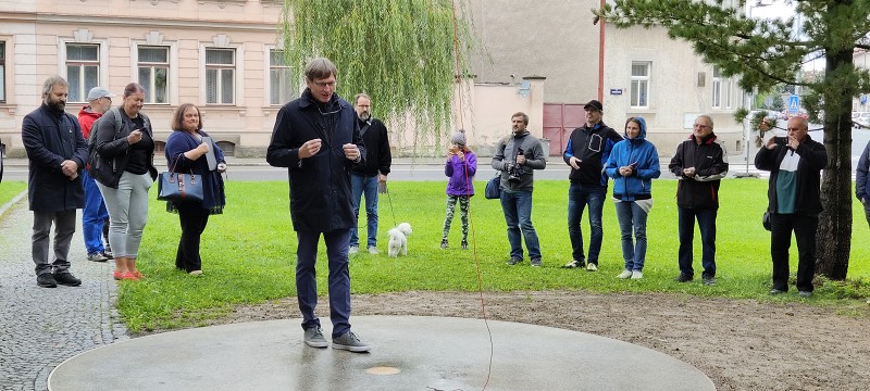 Odhalení basketbalového koše