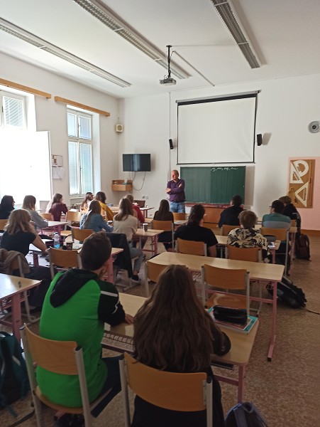 Přednáška pro 1. B o archeologii