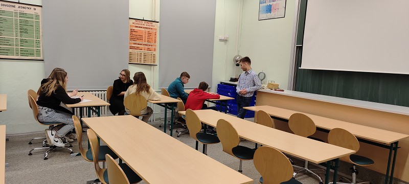 Projektový den pro ZŠ Javirnického Ch, F