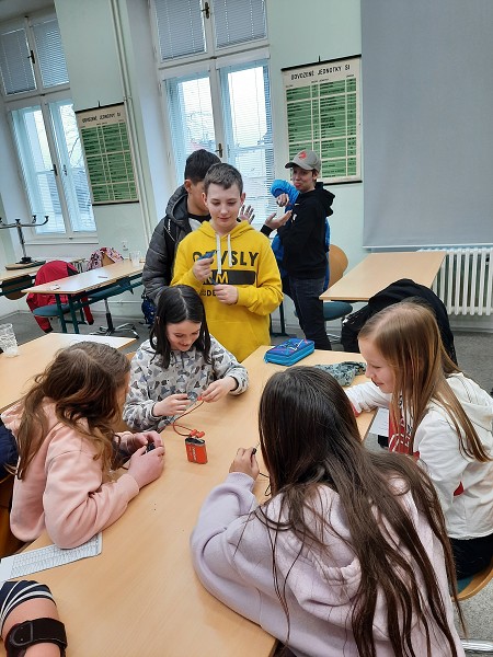 Projektový den pro ZŠ Knířov Bi, F 