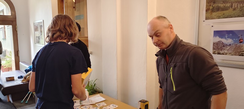 Vernisáž výstavy Otmarovo oko, Malování 22