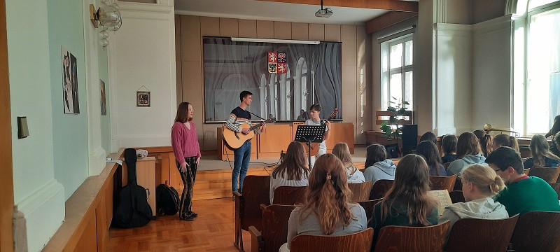 Projektový den k 17. listopadu