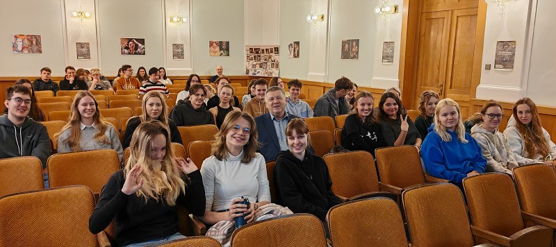 Beseda s prof. Hynkem