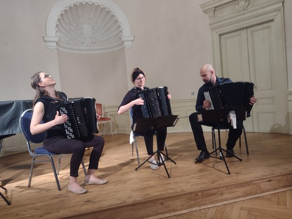 Koncert Check Accordion Trio