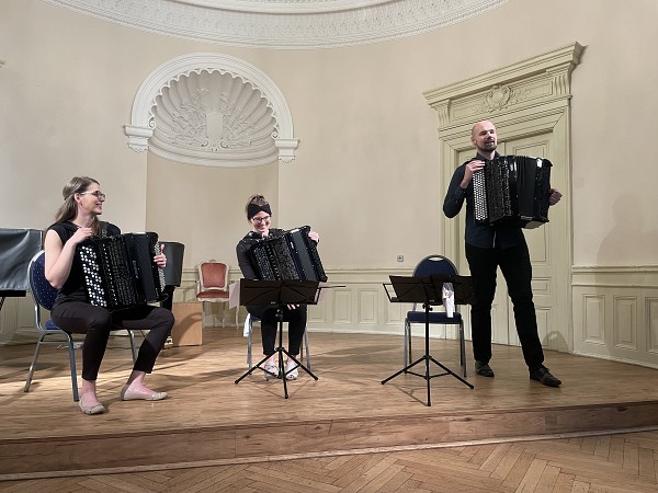 Koncert Check Accordion Trio