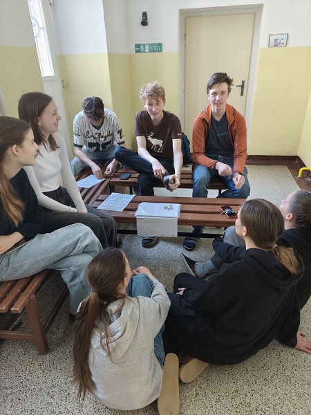 Studenti učí studenty